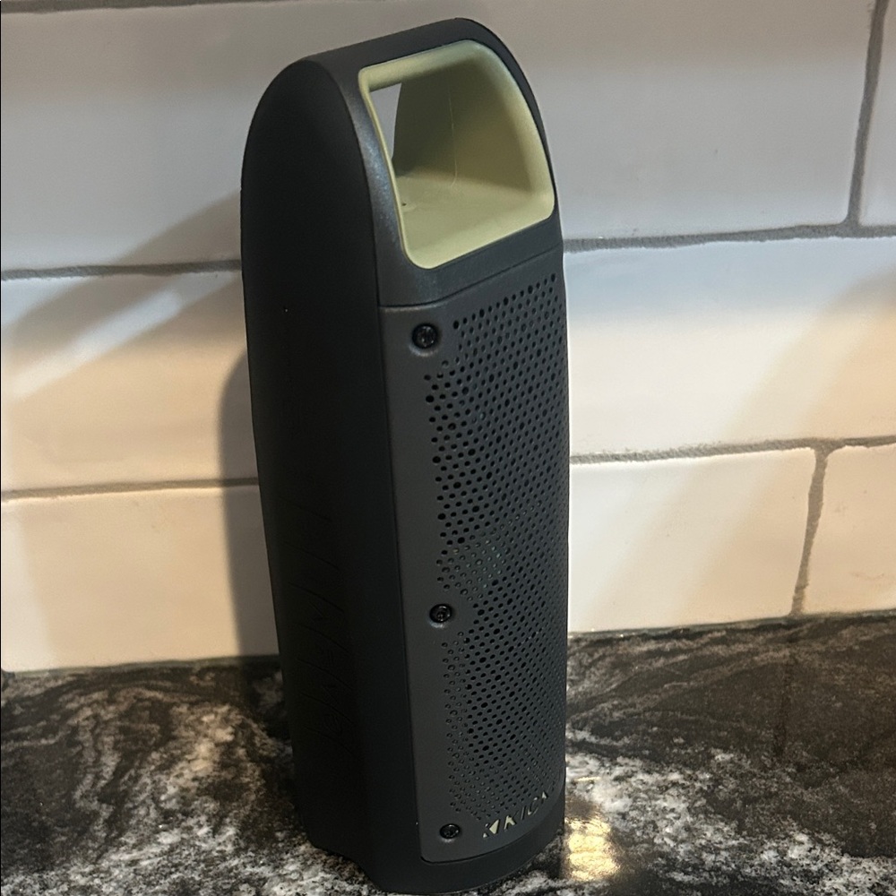 ✅ Kickers Portable Bluetooth Speaker Wireless Loud Bass Rechargeable Party Sound - Picture 6 of 11